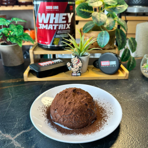 PROTEİNLİ MUHALLEBİ