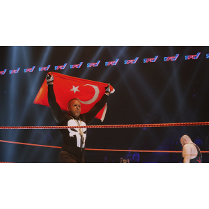 HARDLINE TURKISH POWER WRESTLING’İN DESTEKÇİSİ 