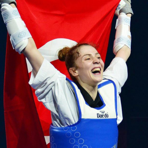 Merve Dinçel Merve Dinçel