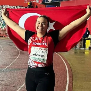 Özlem Becerek Özlem Becerek