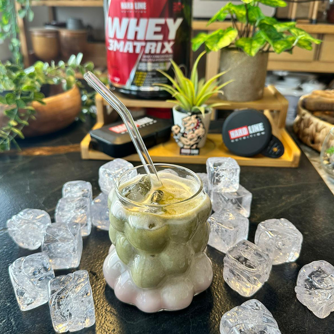 PROTEİNLİ MATCHA LATTE